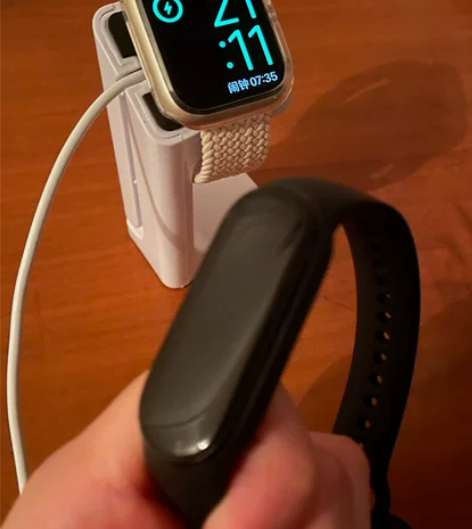 官网买的,自用小米手环6,就带了四个月,现...