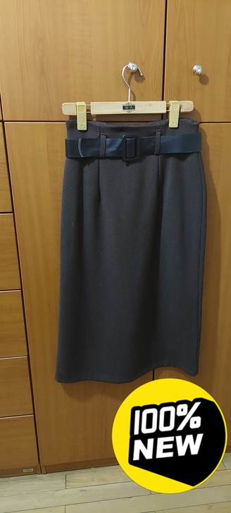 半身裙，全新春秋长裙，下垂感好。尺寸详见照片