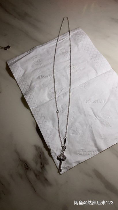 18K白金钻石钥匙项链,真金,真钻,澳门买...