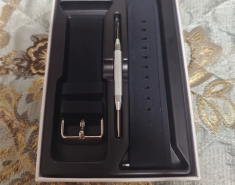 运动 表带  京东购买， 24mm 黑色 ...