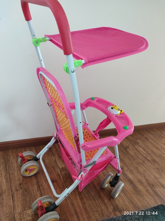 个人闲置推车，适合两岁以下的宝宝，新旧如图...