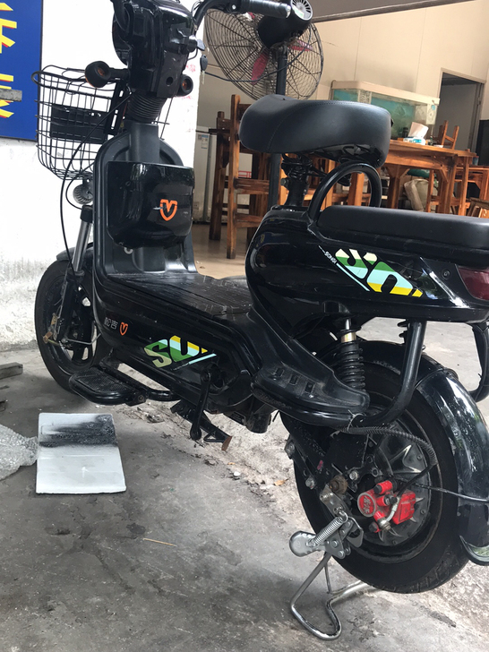 松吉电动车，7成新，48，15a电池，续航...