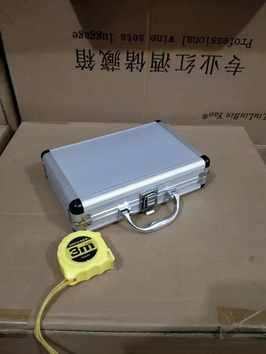 22包邮铝合金工具箱仪器箱化妆箱零件盒铆钉...