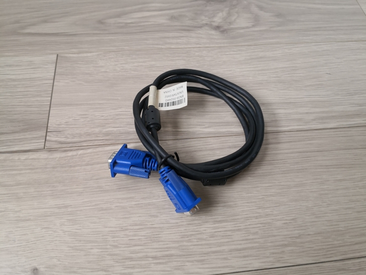 显示器VGA连接线
