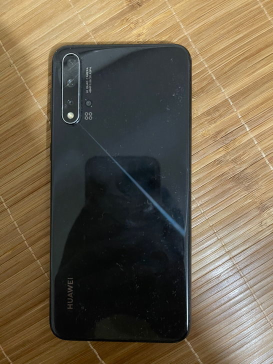 换新手机,闲置了,有意直接联系我,华为no...