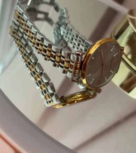 阿玛尼手表，特价500 感兴趣的话点“我想...