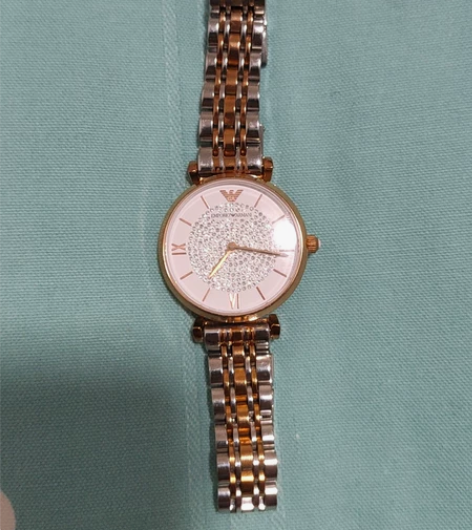 阿玛尼满天星手表 自用闲置 感兴趣的话点“...