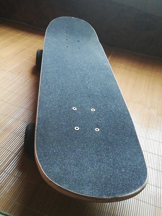双翘滑板 刷街板 本地自取