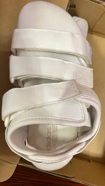 阿迪达斯三叶草夏季款36码!正品