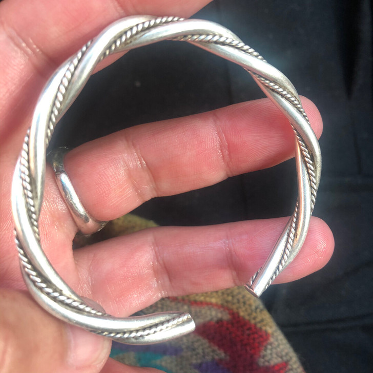 清代绞丝手镯，不要拿新机器加工的来比价格