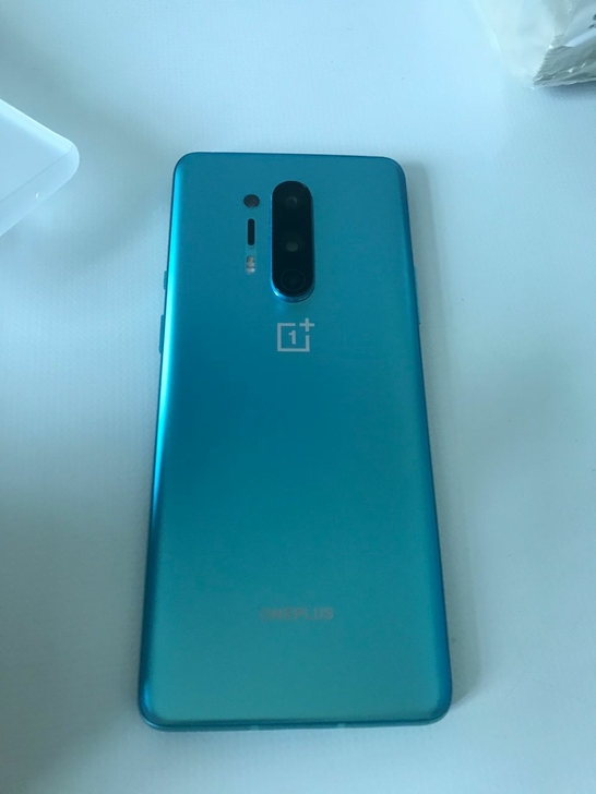 一加8pro 12+256版本，购于京东旗...