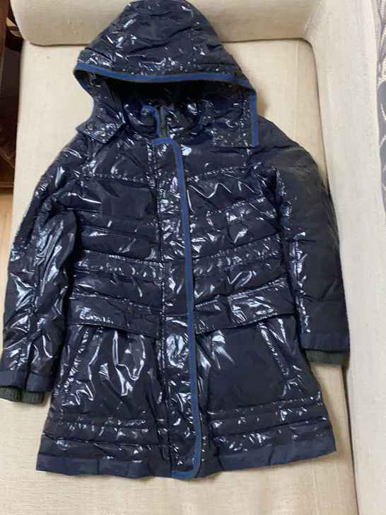 艾维女式羽绒服（防水），官网购入，160/...