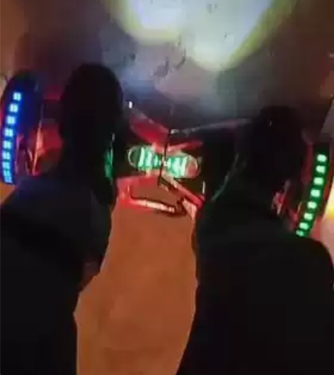 大轮的智能平衡车，带蓝牙音箱，音质特别好。...