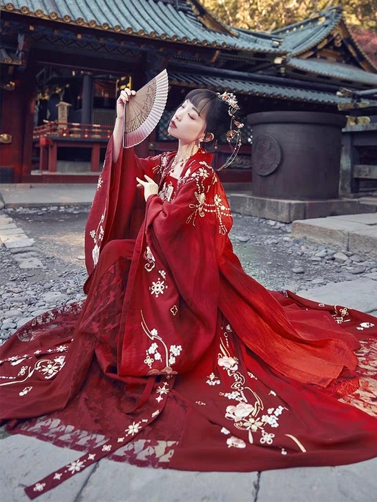 汉服出租 正版十三余 汉尚华莲 兰若庭 ...