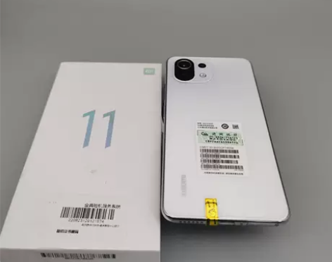 小米11 青春版 8+256GB，功能正常...