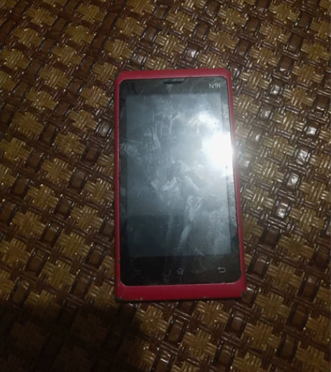 NOKIA N9i.注意:这个不是真的诺基...