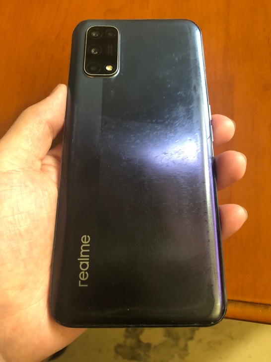 Realme V5手机支持5G 全网8+1...