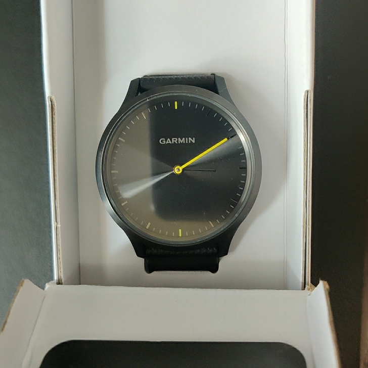 Garmin vivomove HR 智能...