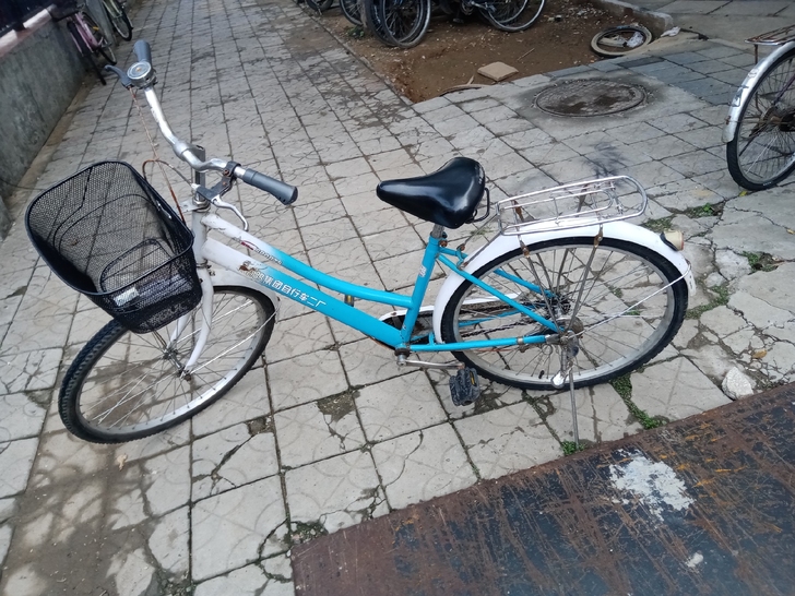 品牌型号 牛仔牌26吋自行车，新旧程度 9...