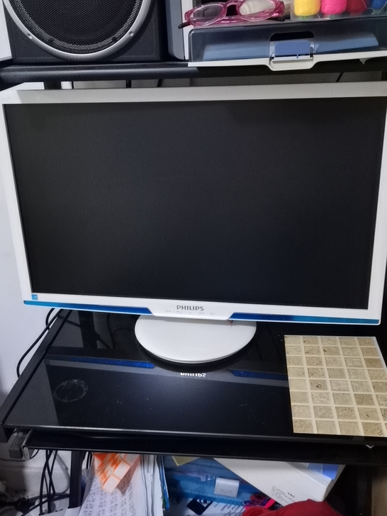 飞利浦27显示器