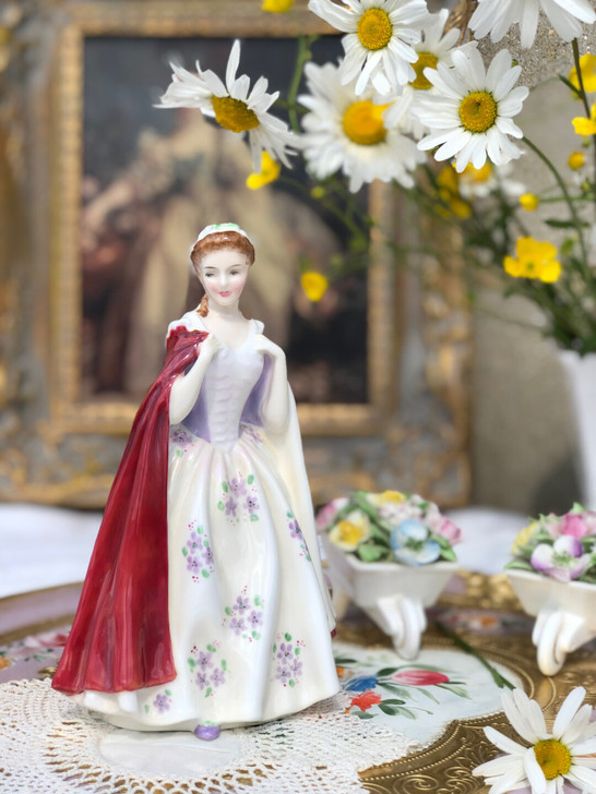 Royal Doulton 皇家道尔顿瓷偶...