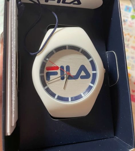 闲置fila手表，全新未戴过一次，表膜还在...