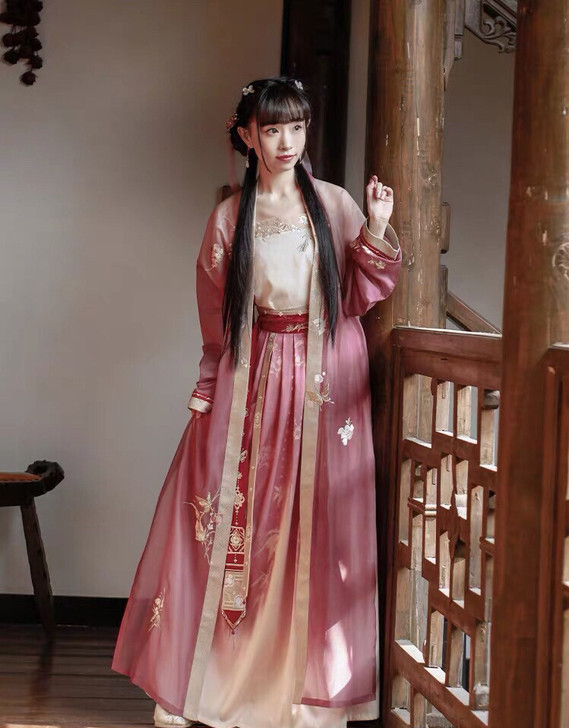 十三余 小豆蔻儿美人纱]绣花褙子吊带褶裙渐...