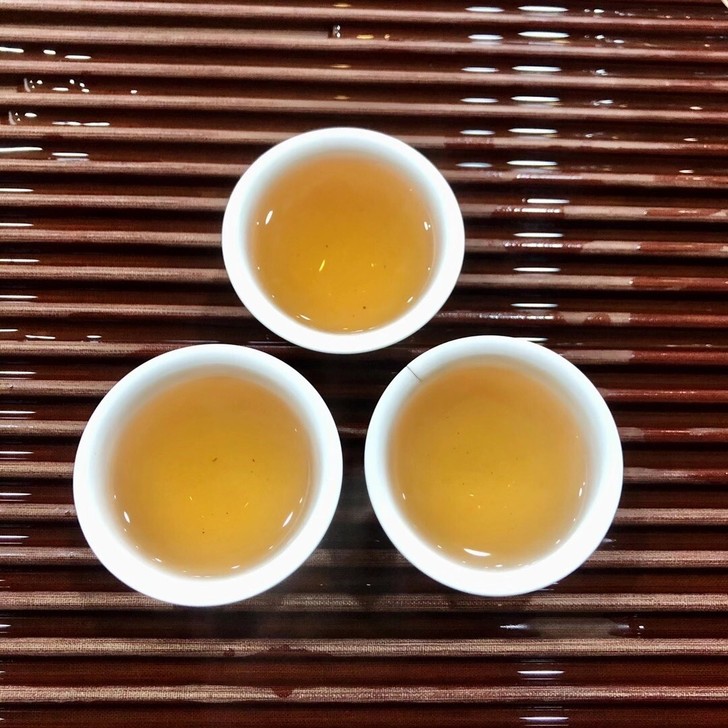 凤凰单枞清香型口粮大乌叶凤凰单丛一斤包邮