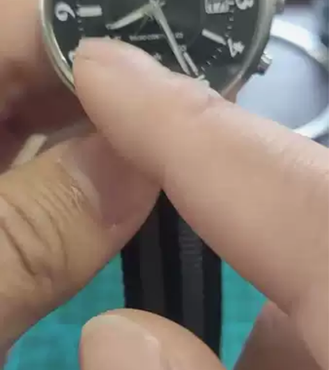 西铁城光动能手表黑色表盘阿拉伯数字日期单局...