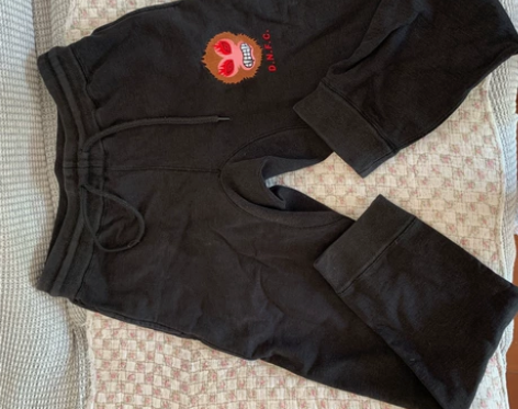 三只眼男生长裤，170/80B 感兴趣的话...