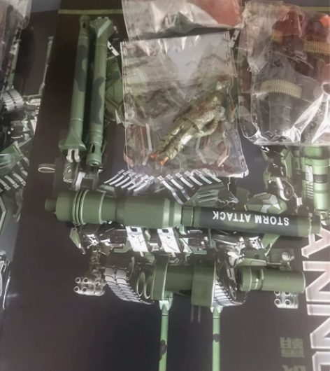 变形金刚威将放大版M04吵闹配件武器单个包...