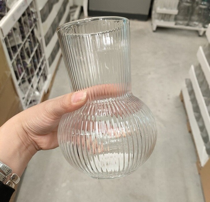 宜家普德拉格玻璃花瓶竖纹小花瓶插花轻奢质感...