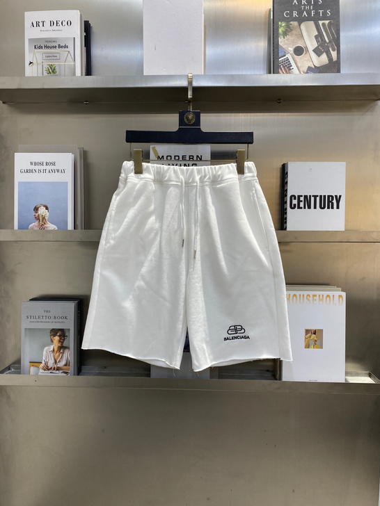 巴黎世家锁扣刺绣休闲五分短裤，男女同款，最...