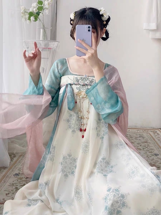 压襟!远山乔【天水碧】唐制汉服女齐胸破裙前...