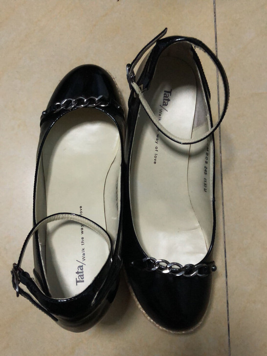 【包邮】TATA 女鞋 39号 坡跟 单鞋...