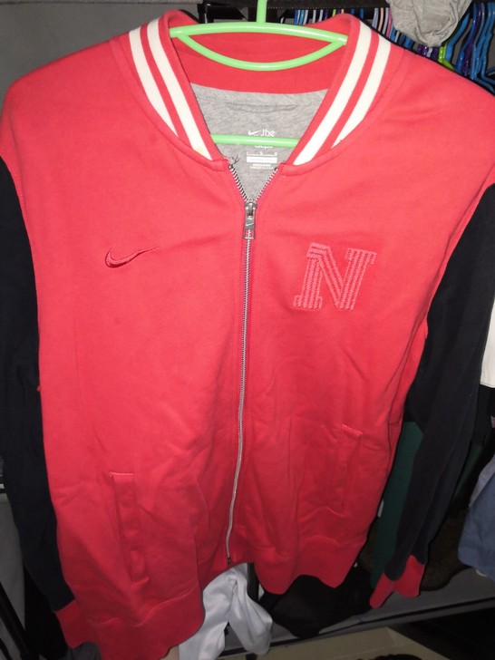 nike棒球服外套，适合春秋穿，L码，衣服...