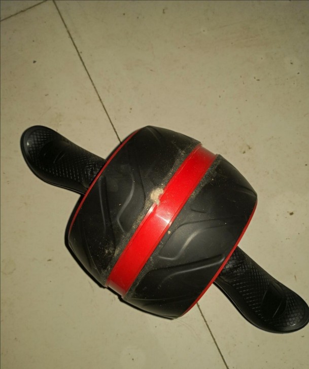 回弹健腹轮腹肌滚轮初学者收腹部健身器材家用...