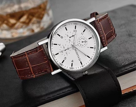 和男朋友分手了、忍痛割爱!手表男士腕表石英...