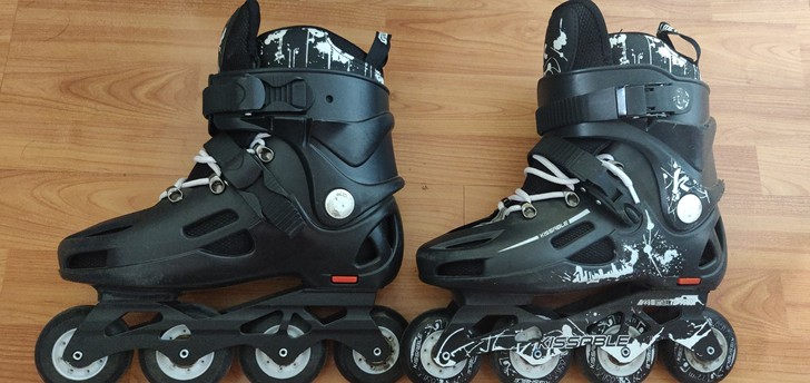 轮滑鞋，平花鞋，39码（37、38码也可穿...