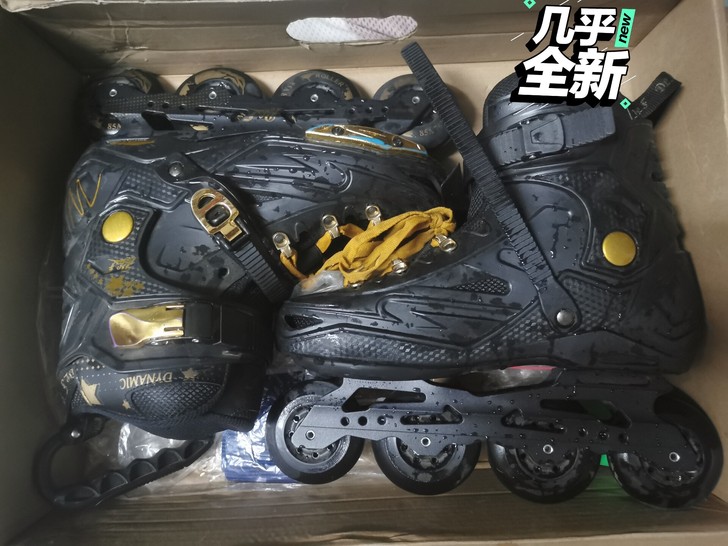 42-43号码，几乎全新，219买入，没穿...