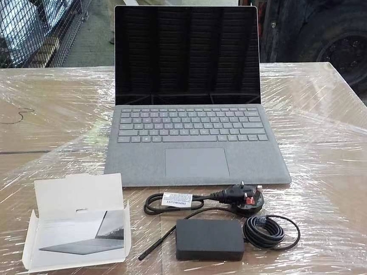 全新未拆封微软Microsoft surf...