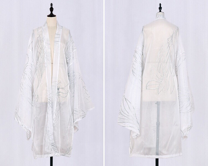 （帮姐姐店铺清货）全新带吊牌白色银线汉服大...