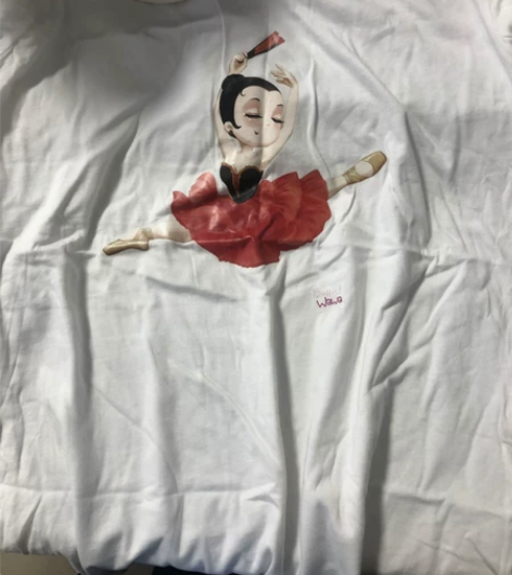 芭蕾世界芭蕾娃娃短袖t，全新xl码，闲置出...
