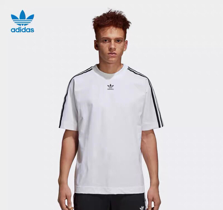 阿迪达斯短袖T恤 三叶草经典款cw1217