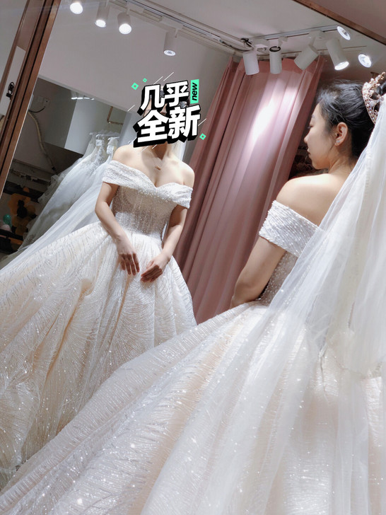 九五新 一字肩 婚纱 重工艺 自带裙撑 ...