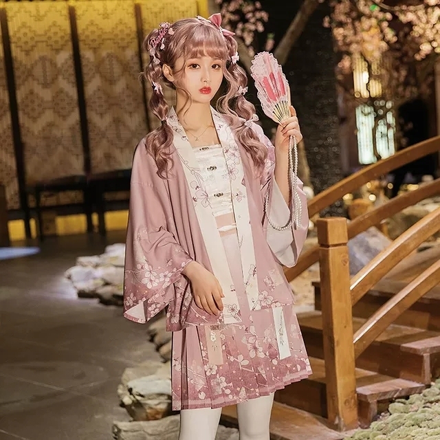 池夏汉元素全套l全新带吊牌66不包邮出。