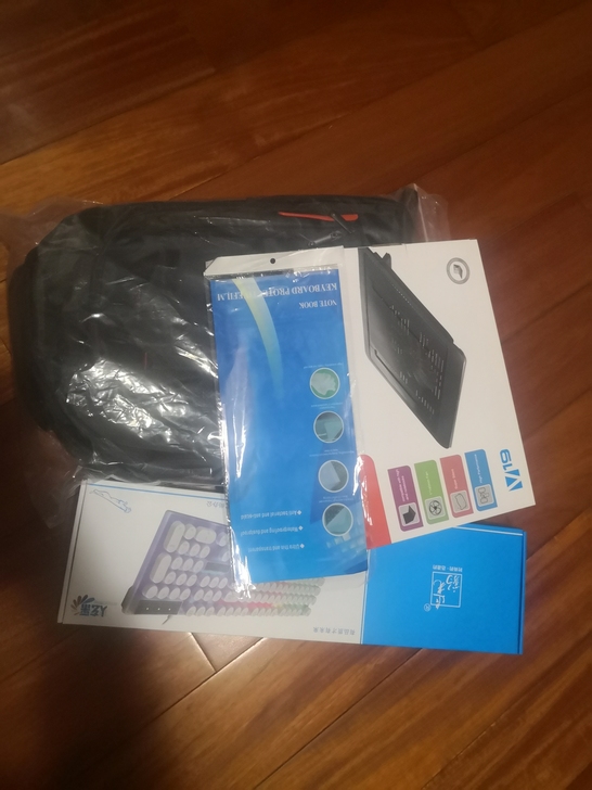 买笔记本送的配件,全新闲置转让,可单买