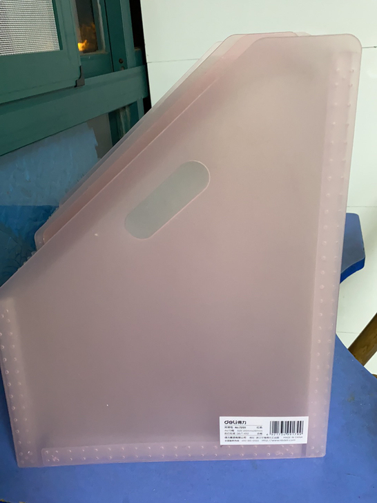 得力风琴包文件夹，2个的价格哦，有需要联系...