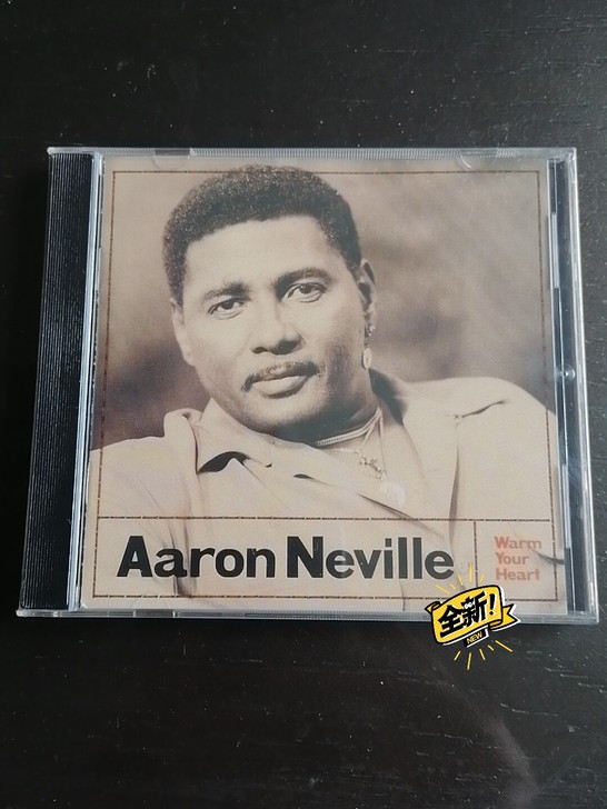 Aaron Neville warm yo...