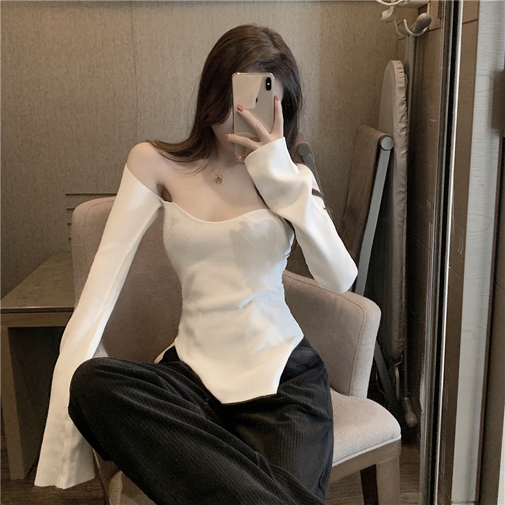 韩版女装小心机低胸性感弧形领口露肩针织打底...